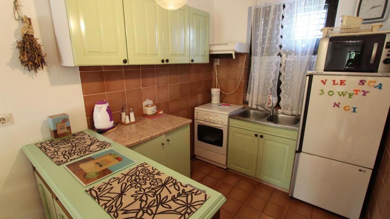 Apartment Gita Malinska Esterno foto