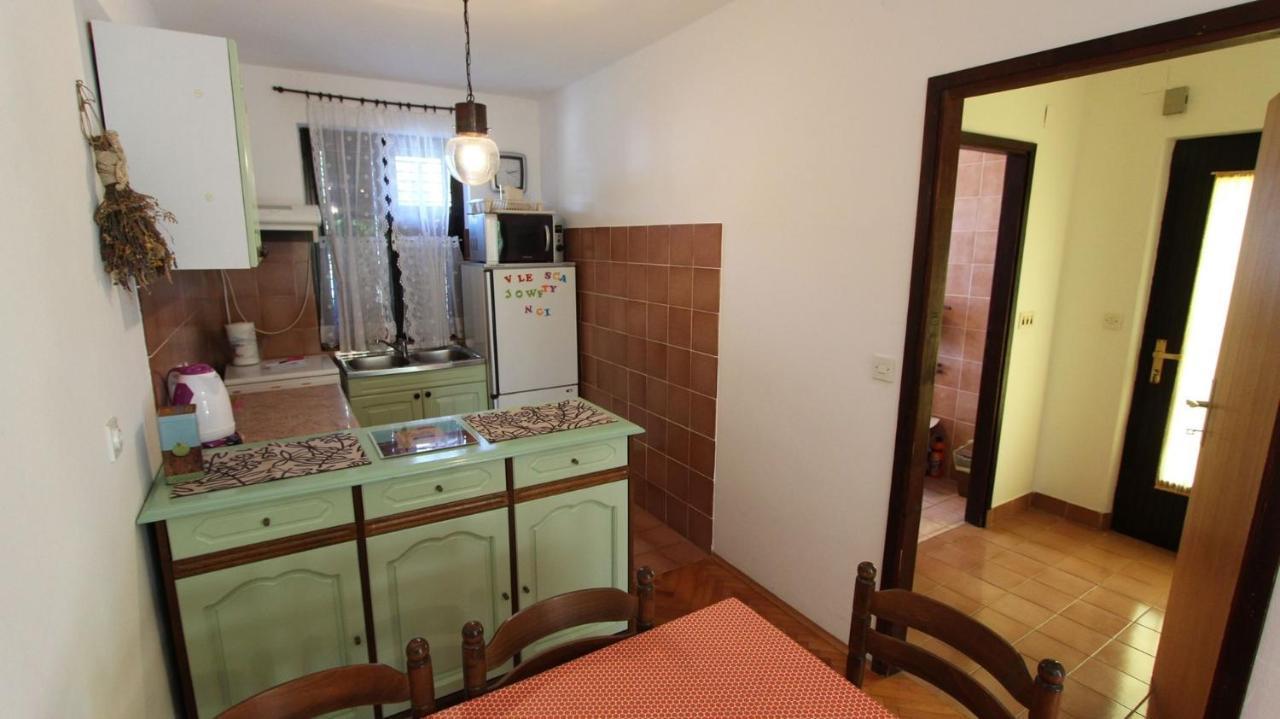 Apartment Gita Malinska Esterno foto