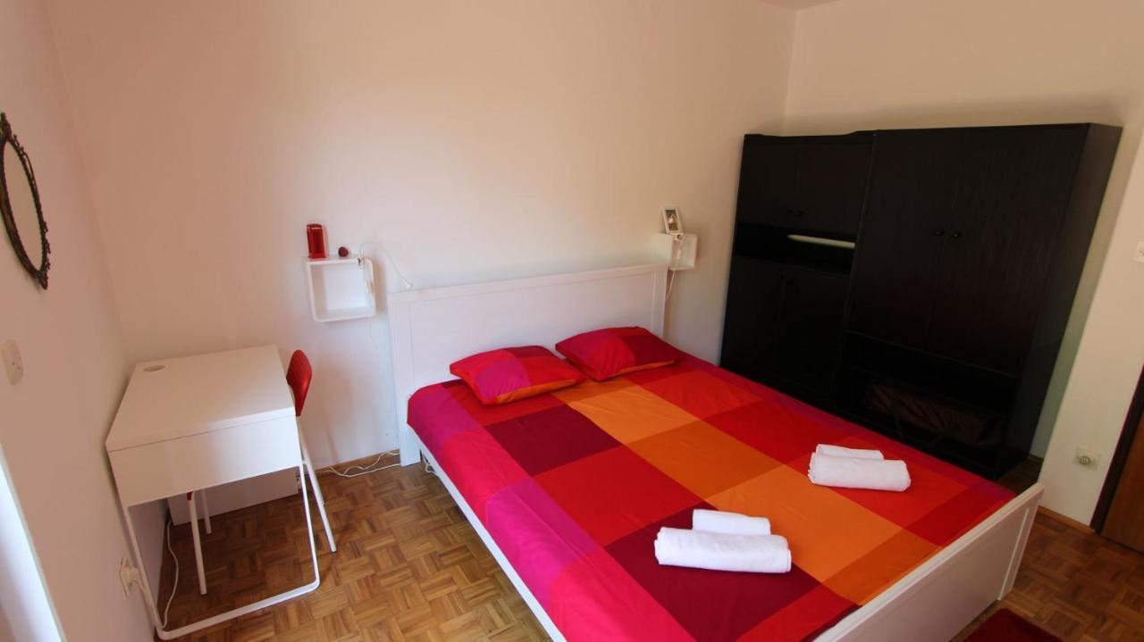 Apartment Gita Malinska Esterno foto
