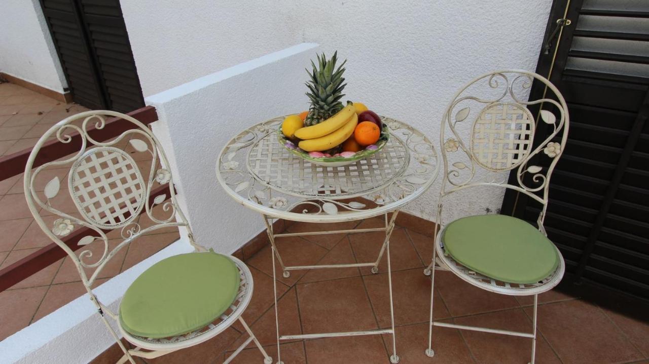 Apartment Gita Malinska Esterno foto