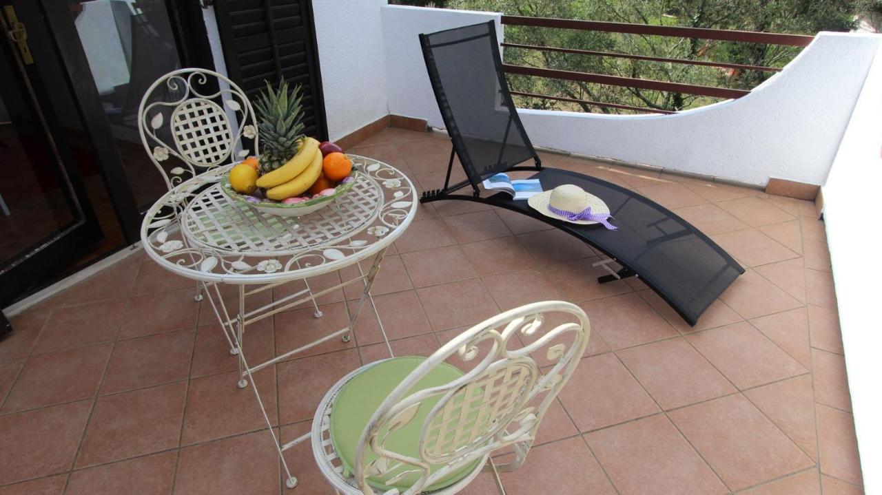 Apartment Gita Malinska Esterno foto